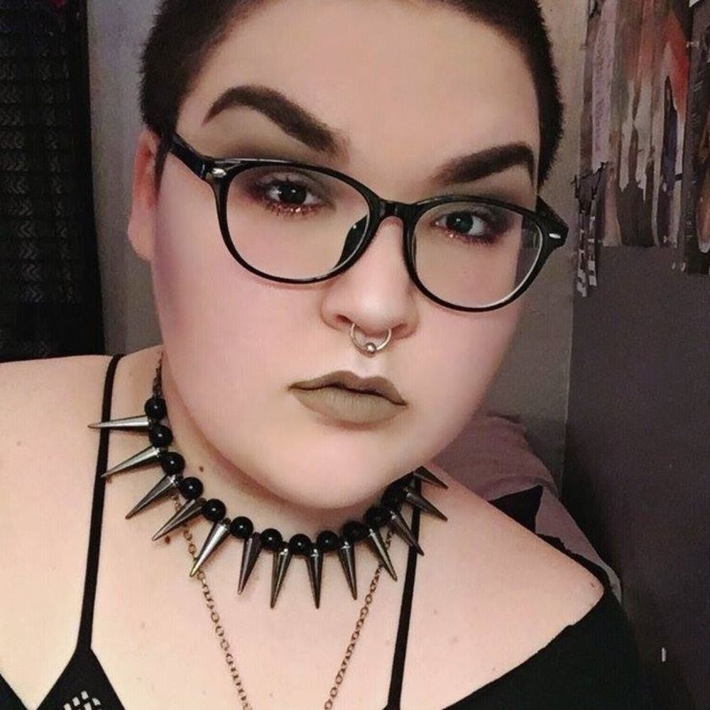 Meet your Posher, Angel